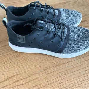 Under Armor Tennis Shoes